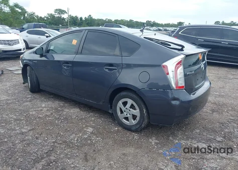 2015 Toyota Prius Two z USA, uszkodzony, nr VIN JTDKN3DU7F0468874